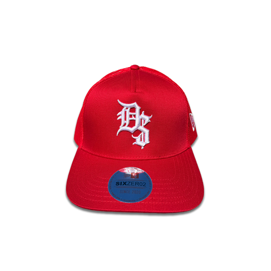 D$ HAT (RED)