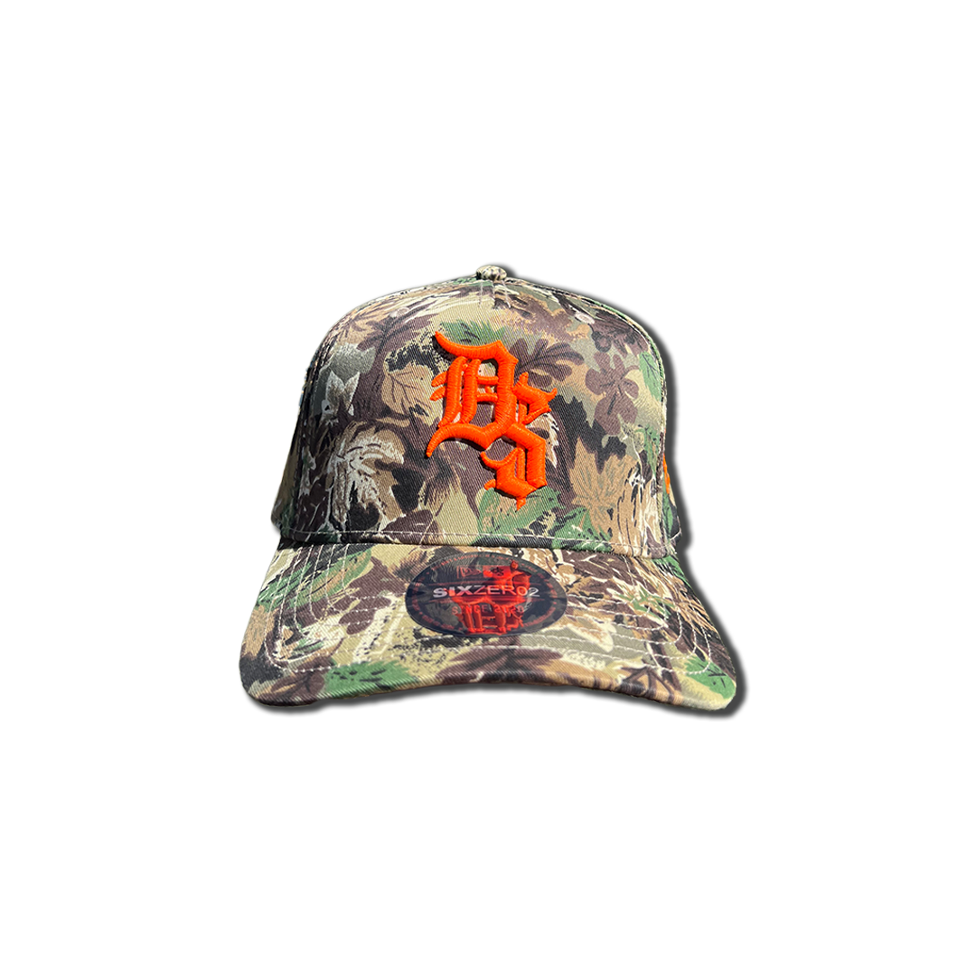 CAMO D$ HAT